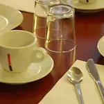 Ruthenium فندق