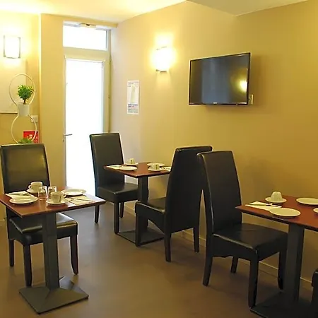 Ruthenium Hotel 2*