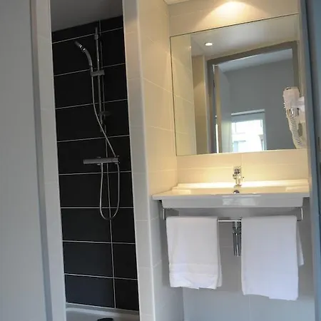 鲁瑟尼乌姆酒店